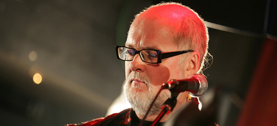 Олег Сакмаров