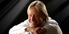 Дмитрий Харатьян