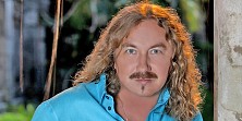 Игорь Николаев